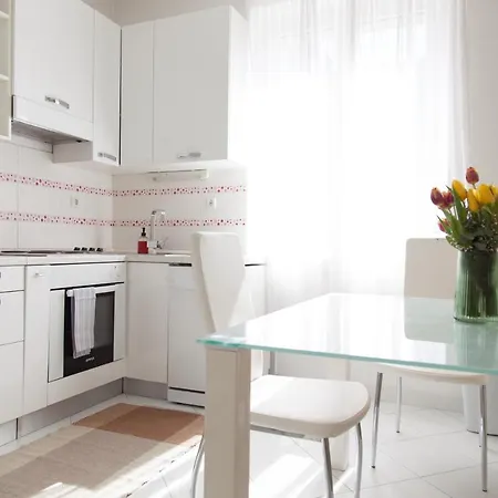 Dreams Apartment *